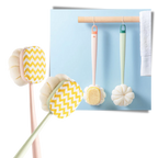Brosse de bain exfoliante pour le corps