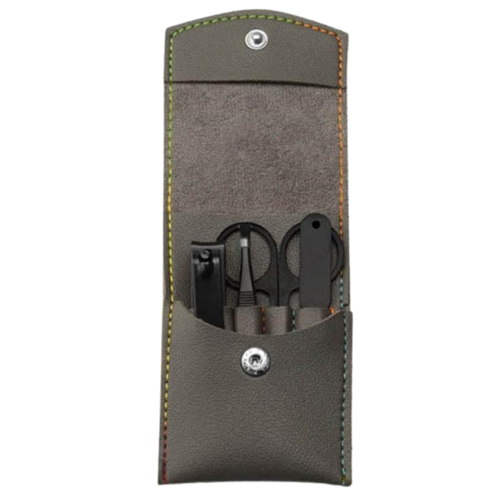 Set de manucure avec étui