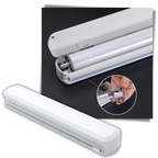 Distributeur et coupeur de film alimentaire en plastique